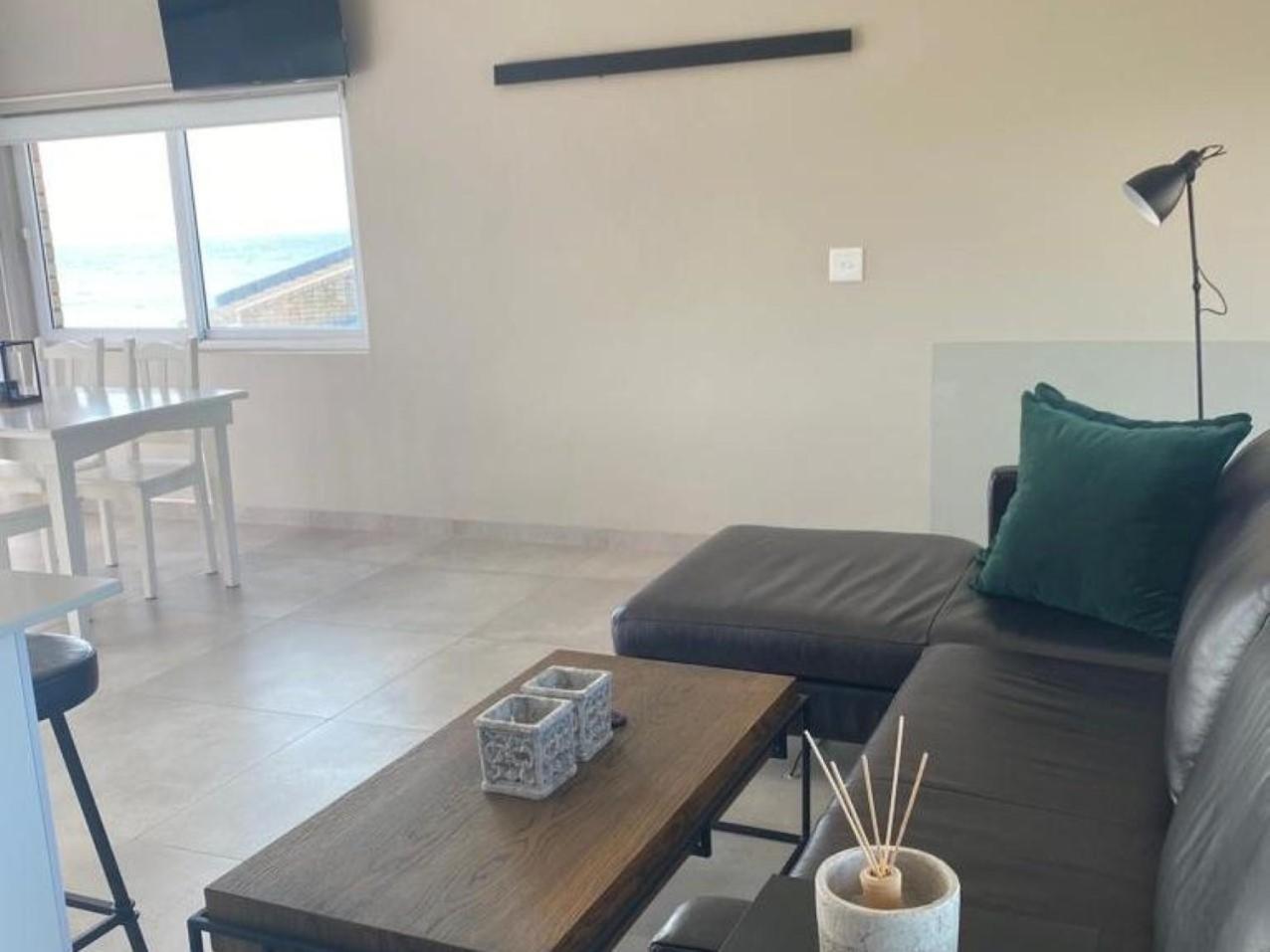 Kelly'S Beachfront Apartments Port Alfred Habitación foto